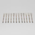 1017 7624 DESSERT FORKS